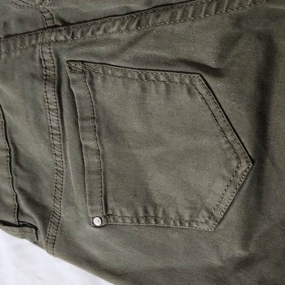NWOT Liquidx Skinny Midrise Jeans Women's Size 0 Army Green - Picture 8 of 12